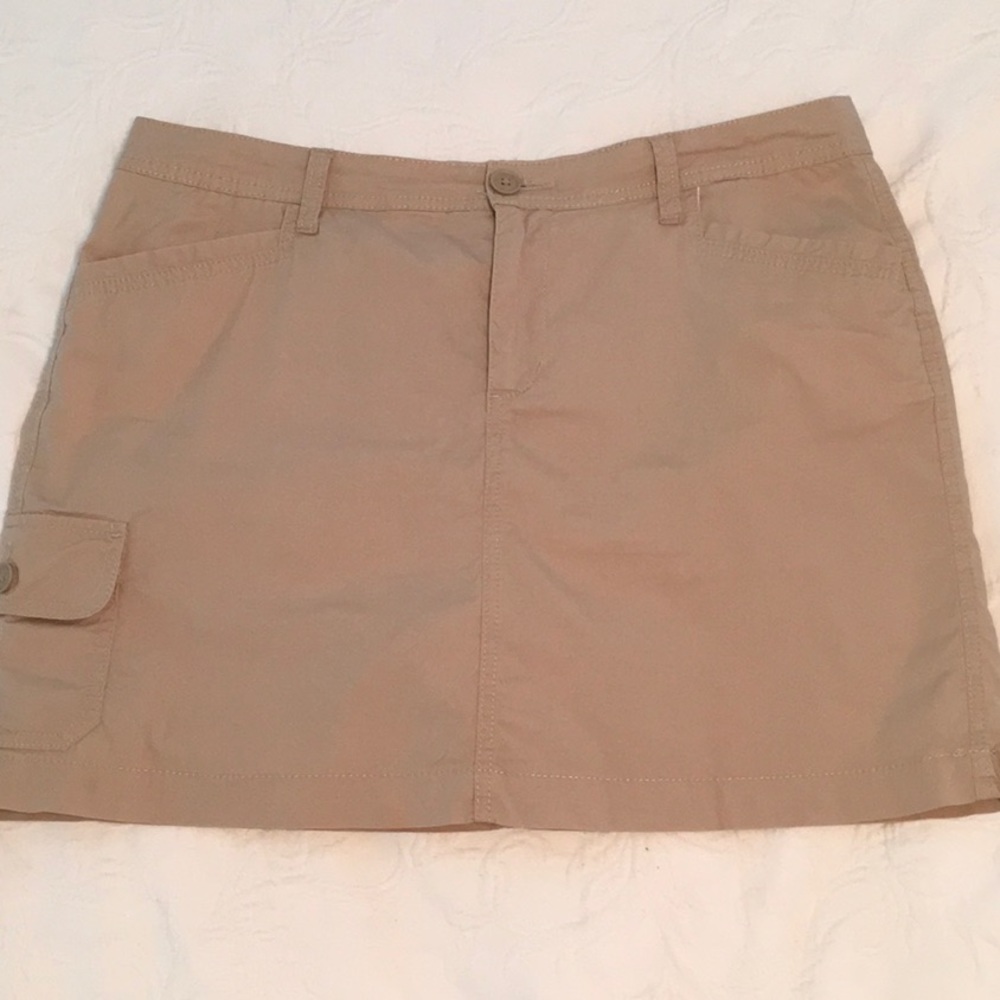 Khaki skort